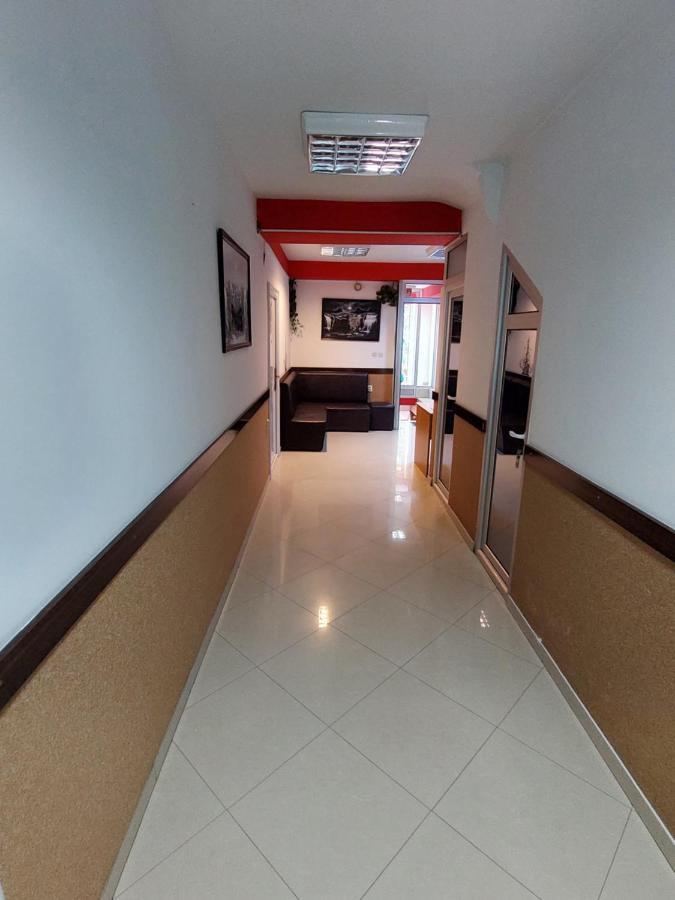 Hotel Venecia Apartments Struga Exterior foto